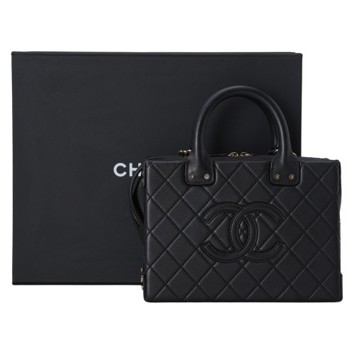 CHANEL(USED)샤넬 AS3345 시즌 코스메틱 탑핸들 체인백
